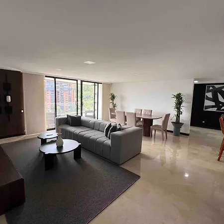 501 Luxury Apartment In Heart Of El Poblado